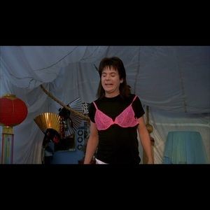 Meet your Posher, Abigail